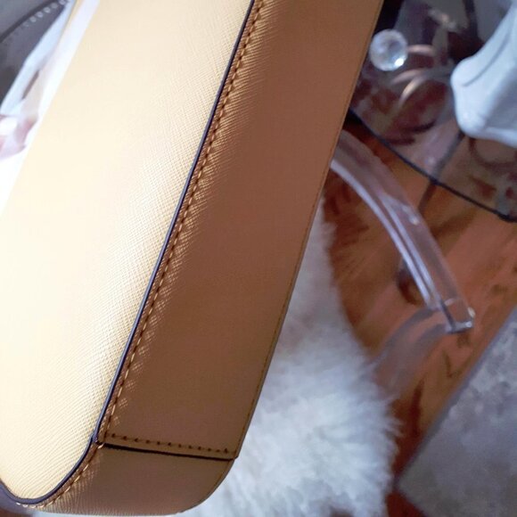 NWT Karl Lagerfeld faux leather lemon crossbody camera bag - Picture 7 of 9